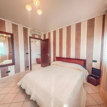 Apartment Qualche Giornata Di Relax